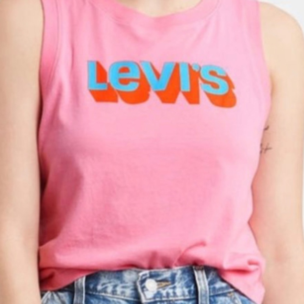 Levi’s crop top